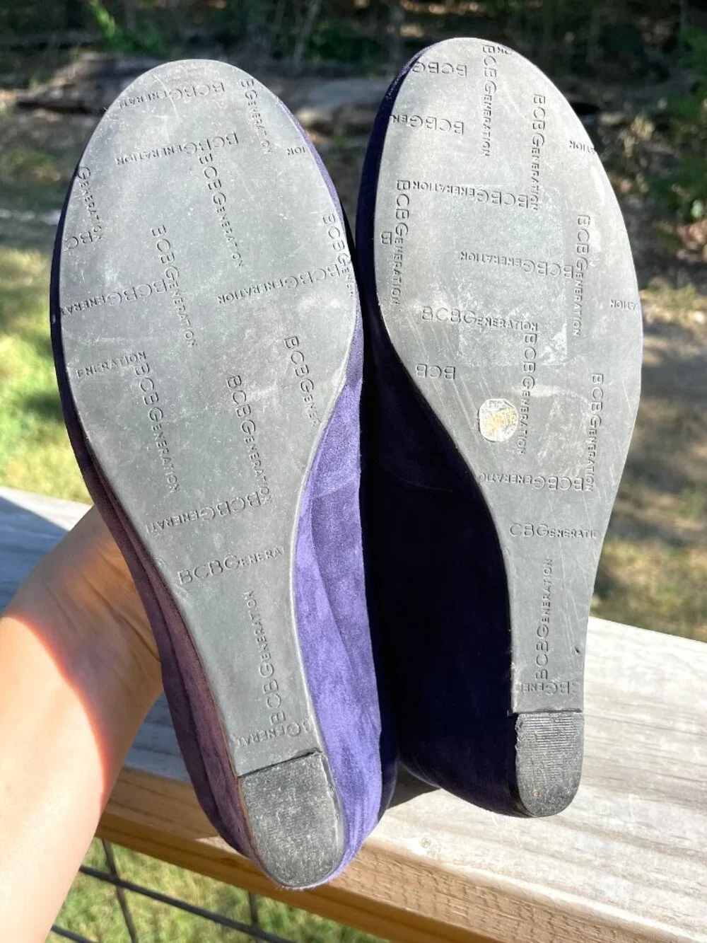 Glam Night Out BCBGeneration Blue Suede Bejeweled Wedges Size 7.5